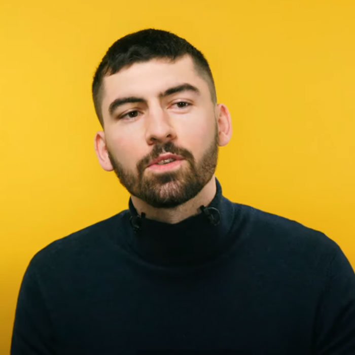 Maxime, Chargé de clientèle professionnels